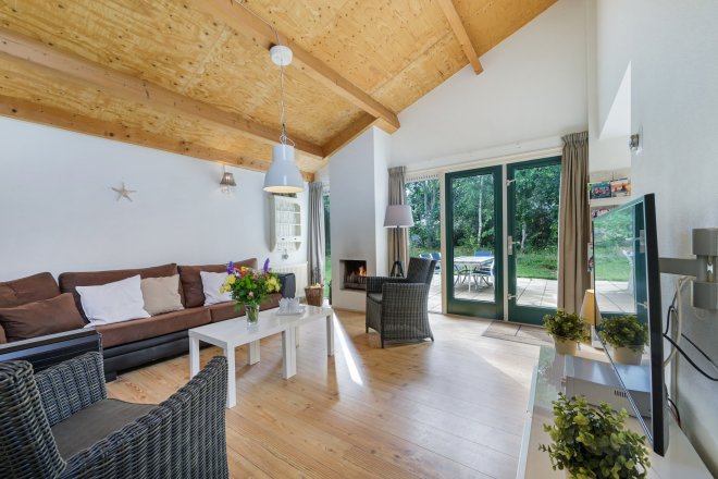 Woonkamer met open haard (Nr. 139)